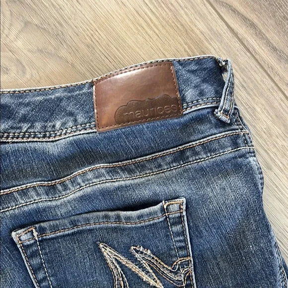 Maurices Low Rise Bermuda Shorts - Picture 5 of 5